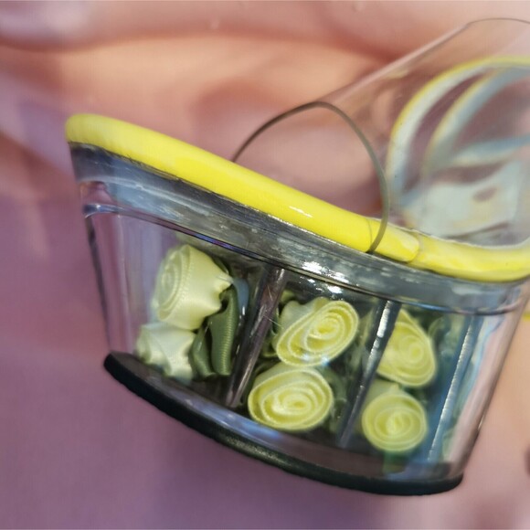 Women's Size 9 Yellow Rose Filled Heels Pleaser Style Halloween Cosplay Costume - Picture 8 of 13